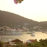 Διαμέρισμα Charming In With Parking Included