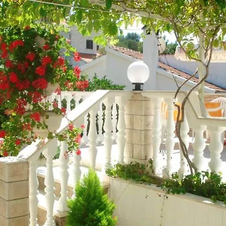 Apartman Charming In With Parking Included *