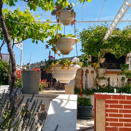 Charming In With Parking Included Apartament *