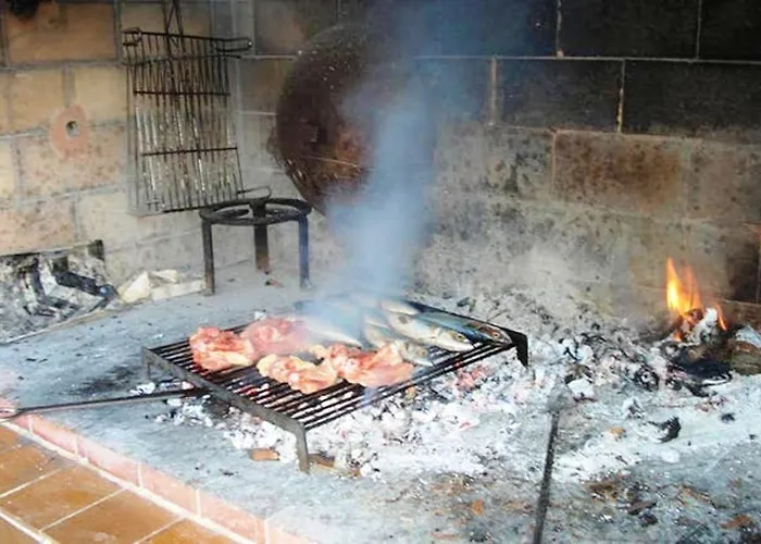 Charming In With Parking Included *