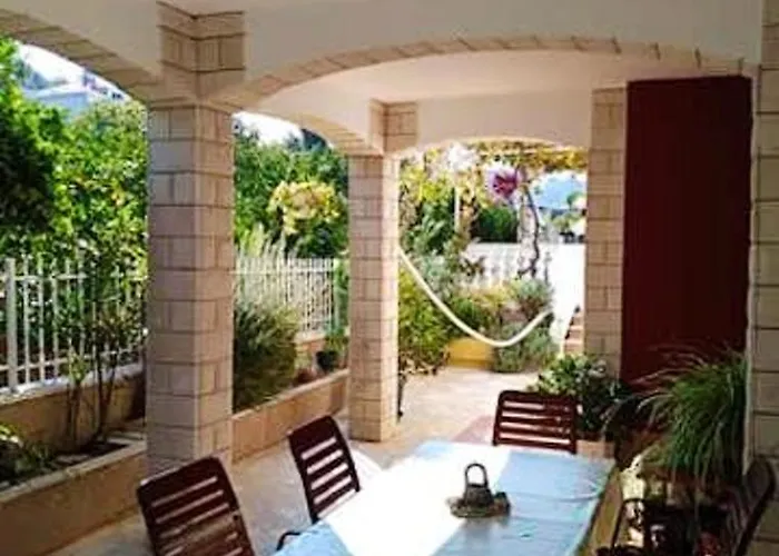 Apartman Charming In With Parking Included